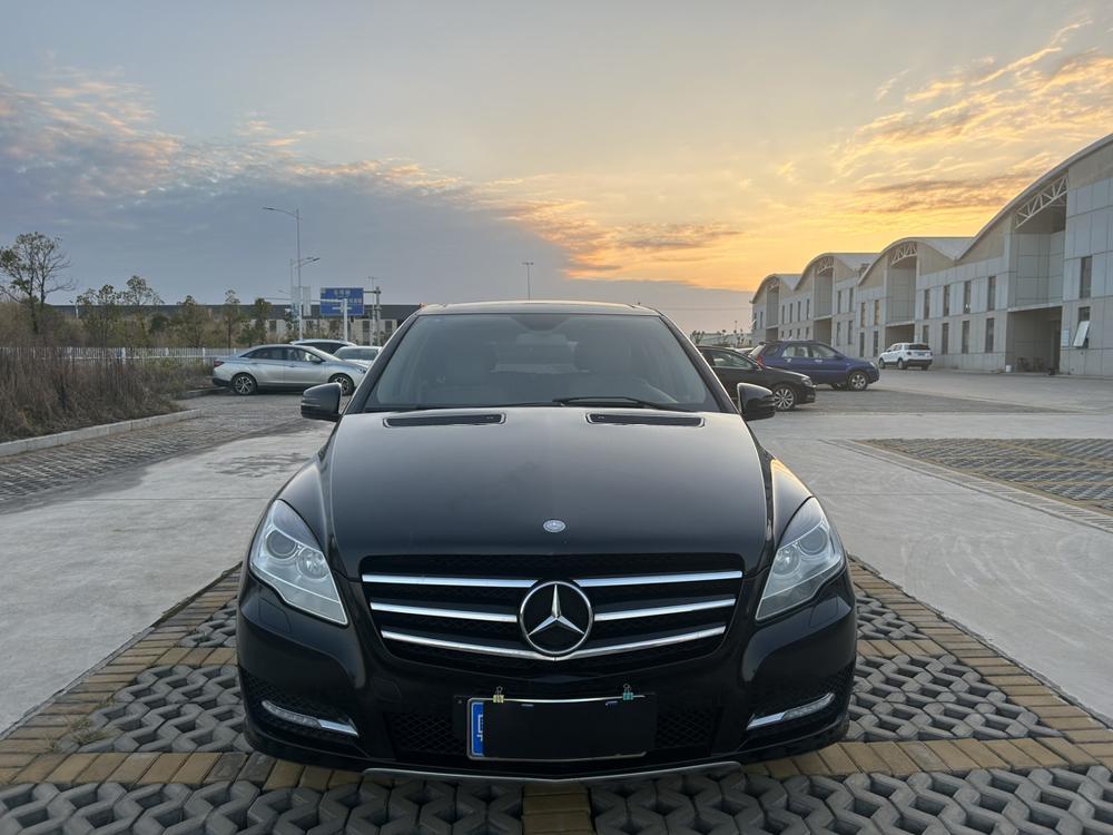 Mercedes-Benz Mercedes-Benz R-Class