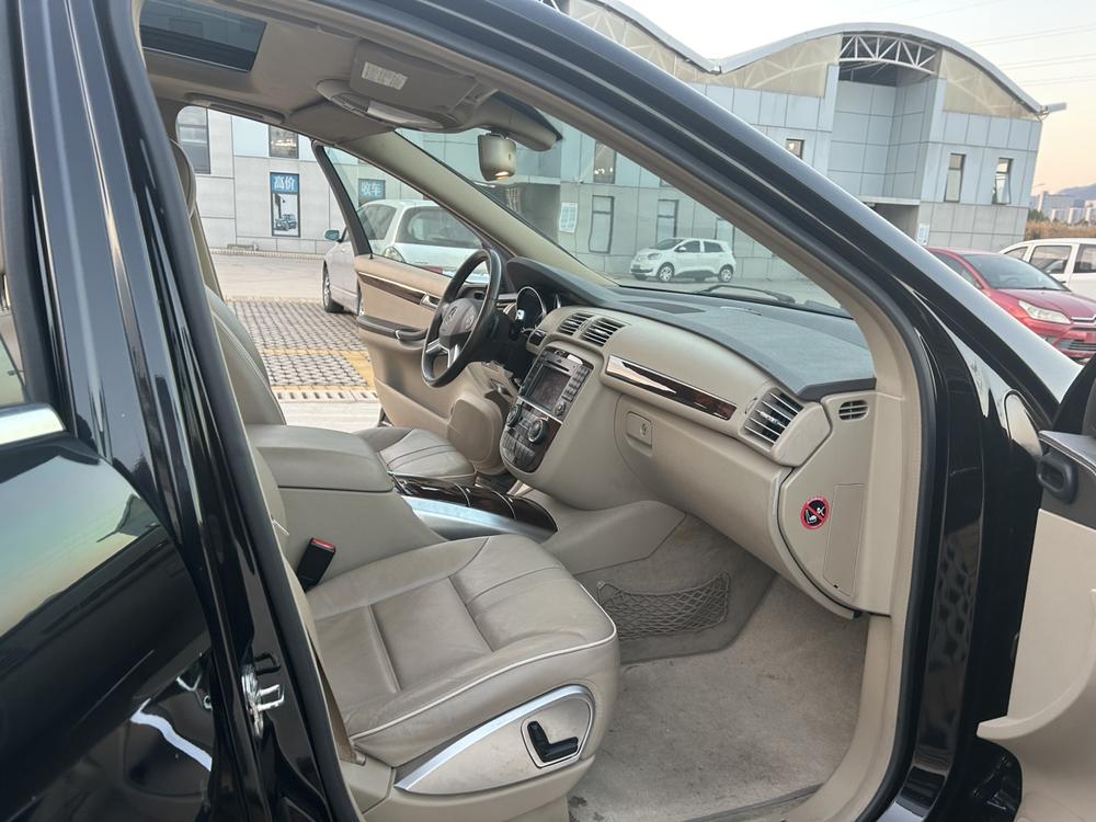 Mercedes-Benz Mercedes-Benz R-Class