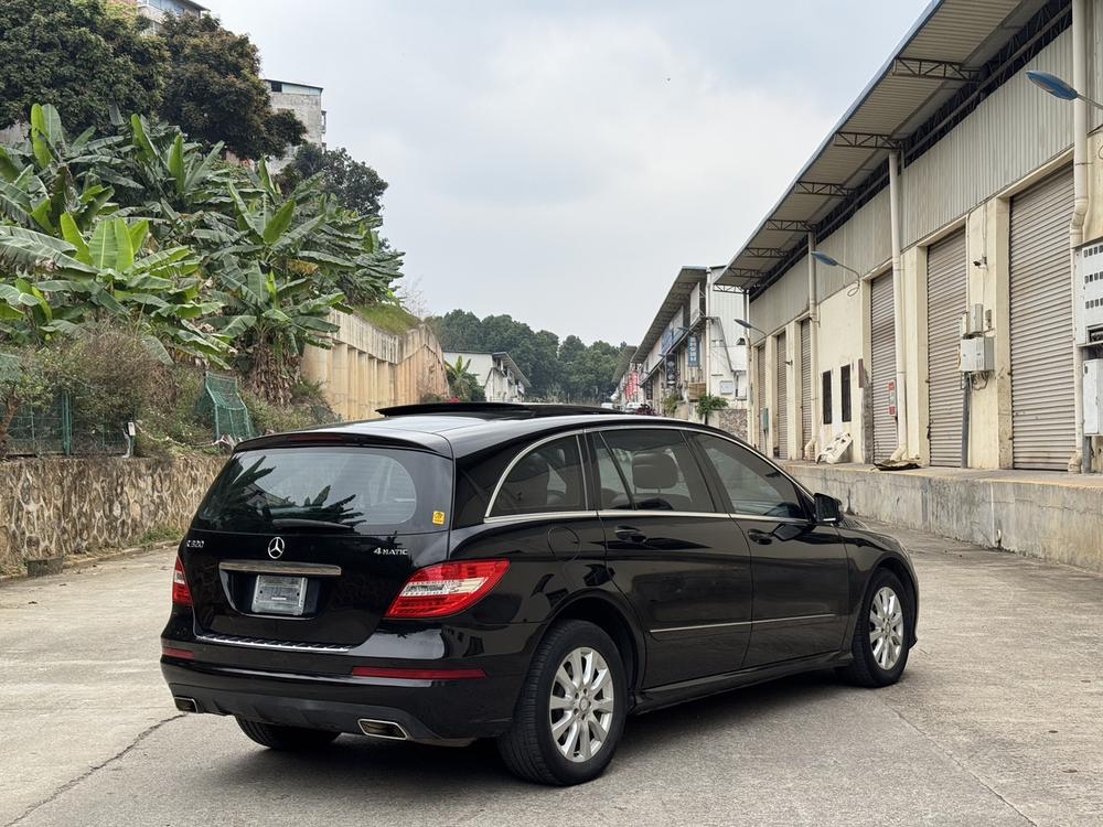 Mercedes-Benz Mercedes-Benz R-Class