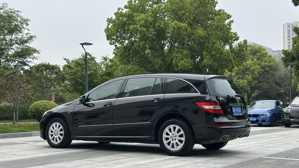Mercedes-Benz Mercedes-Benz R-Class
