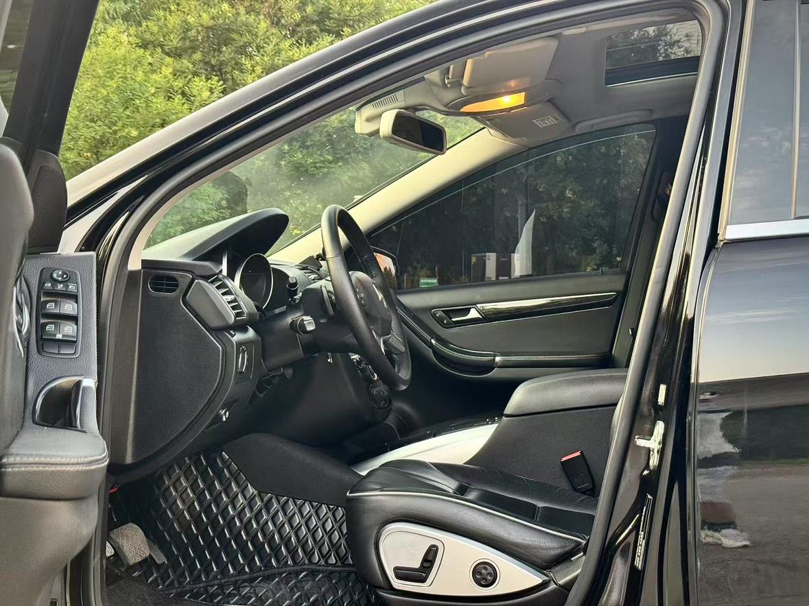 Mercedes-Benz Mercedes-Benz R-Class