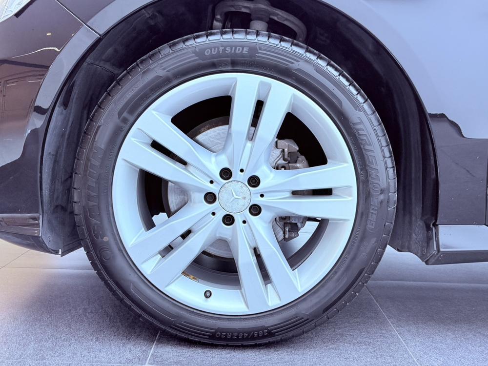 Mercedes-Benz Mercedes-Benz R-Class