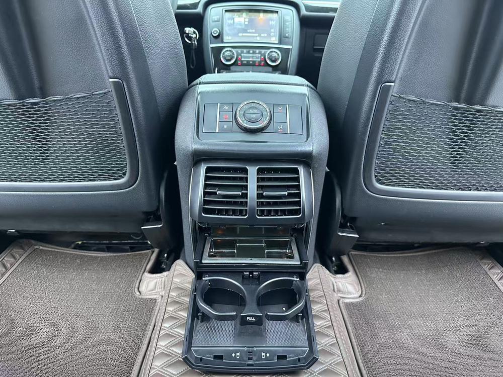 Mercedes-Benz Mercedes-Benz R-Class