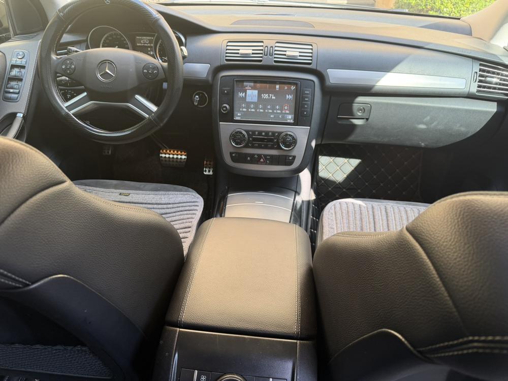 Mercedes-Benz Mercedes-Benz R-Class