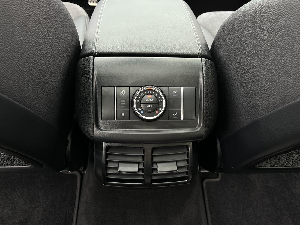 Mercedes-Benz Mercedes-Benz R-Class