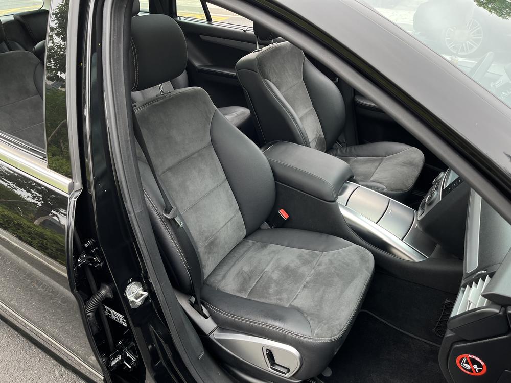 Mercedes-Benz Mercedes-Benz R-Class