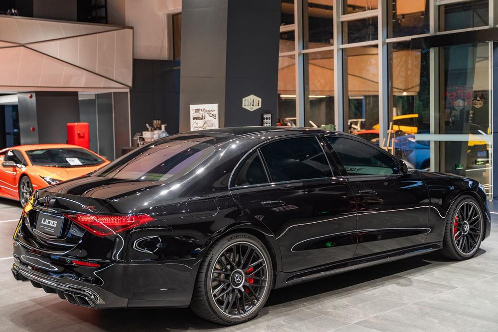 Mercedes-Benz Mercedes-Benz S-Class AMG PHEV