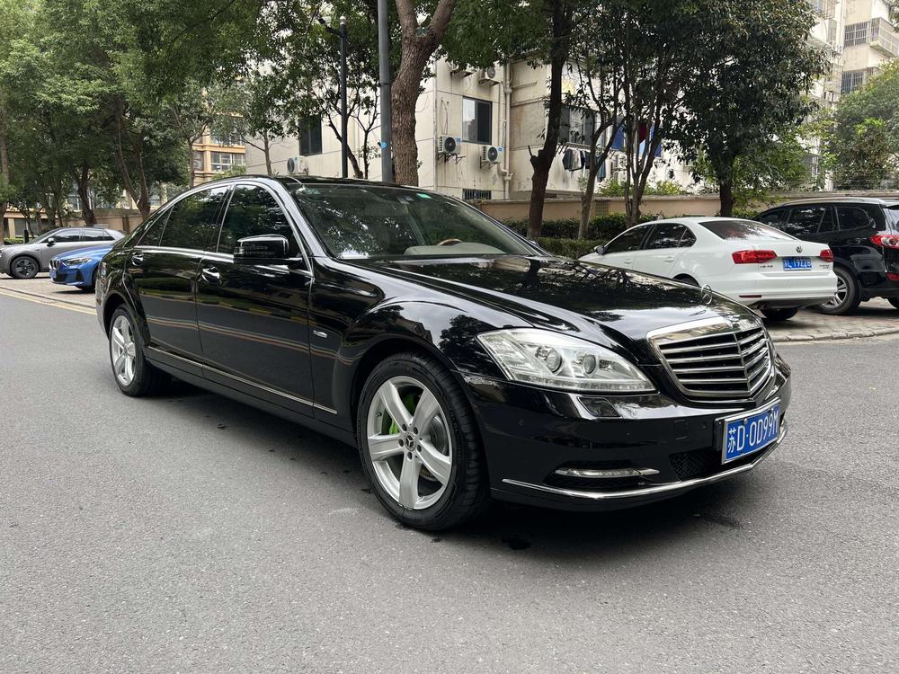 Mercedes-Benz Mercedes-Benz S-Class