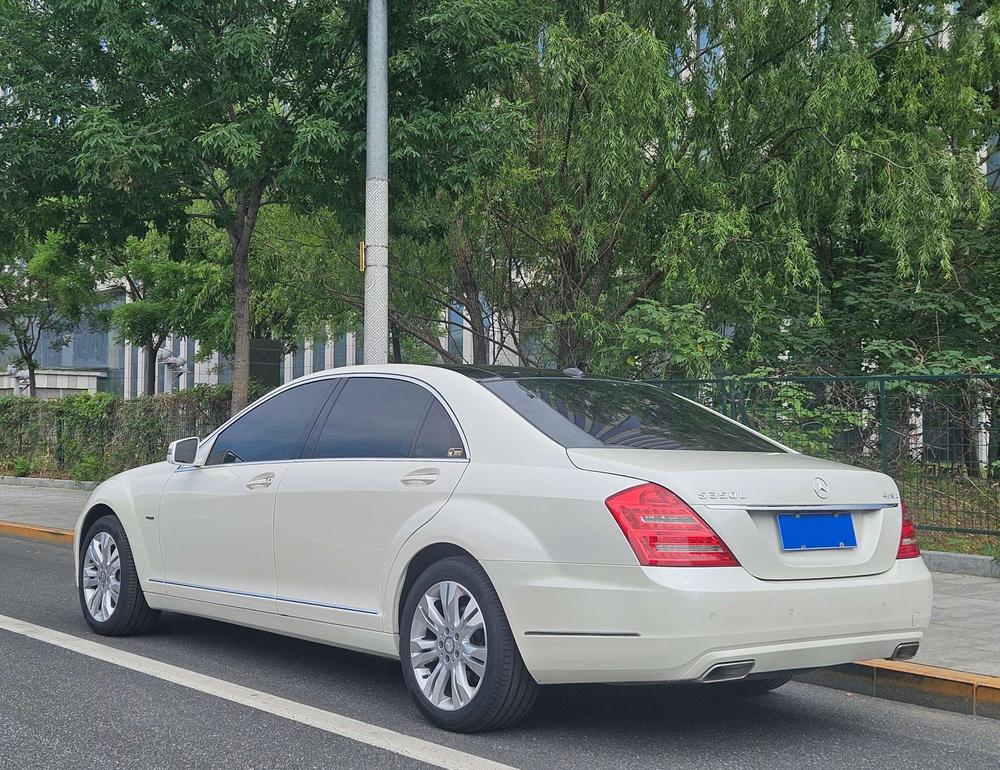 Mercedes-Benz Mercedes-Benz S-Class