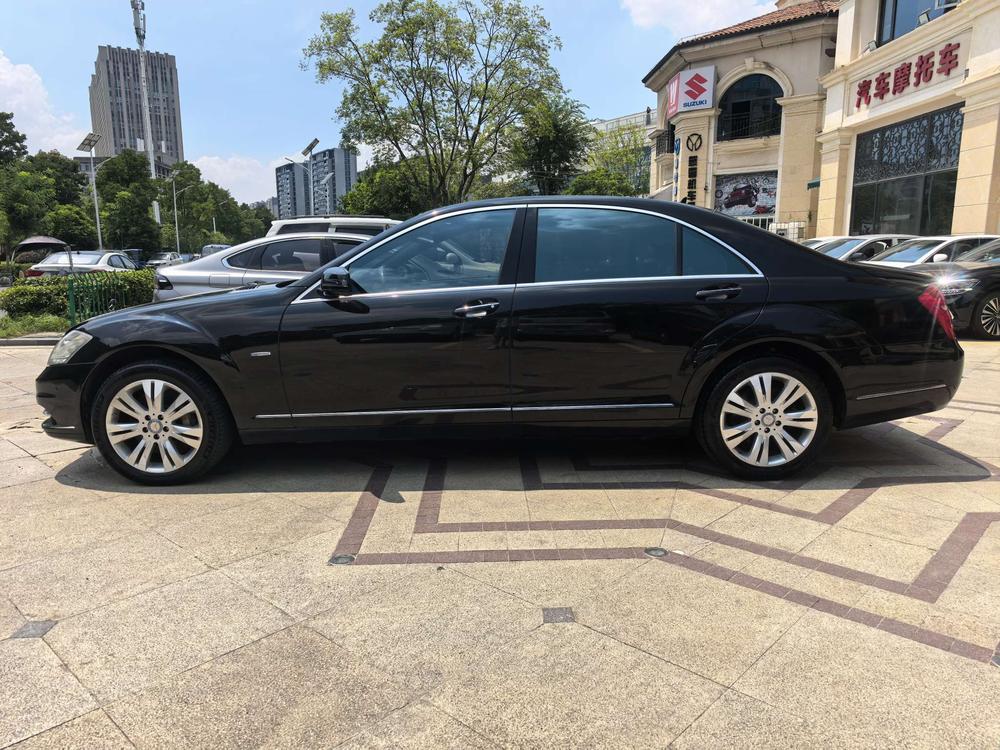 Mercedes-Benz Mercedes-Benz S-Class