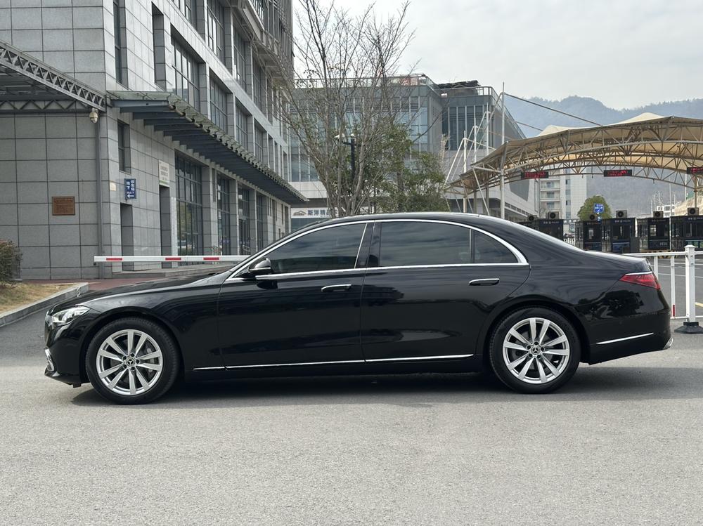 Mercedes-Benz Mercedes-Benz S-Class