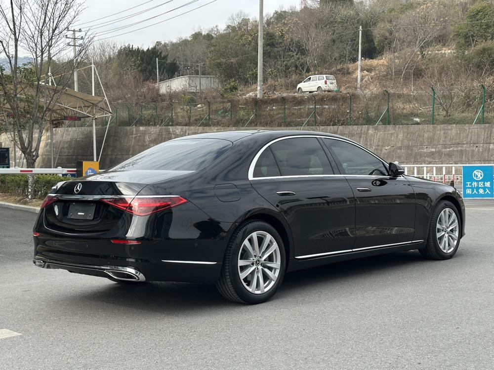 Mercedes-Benz Mercedes-Benz S-Class