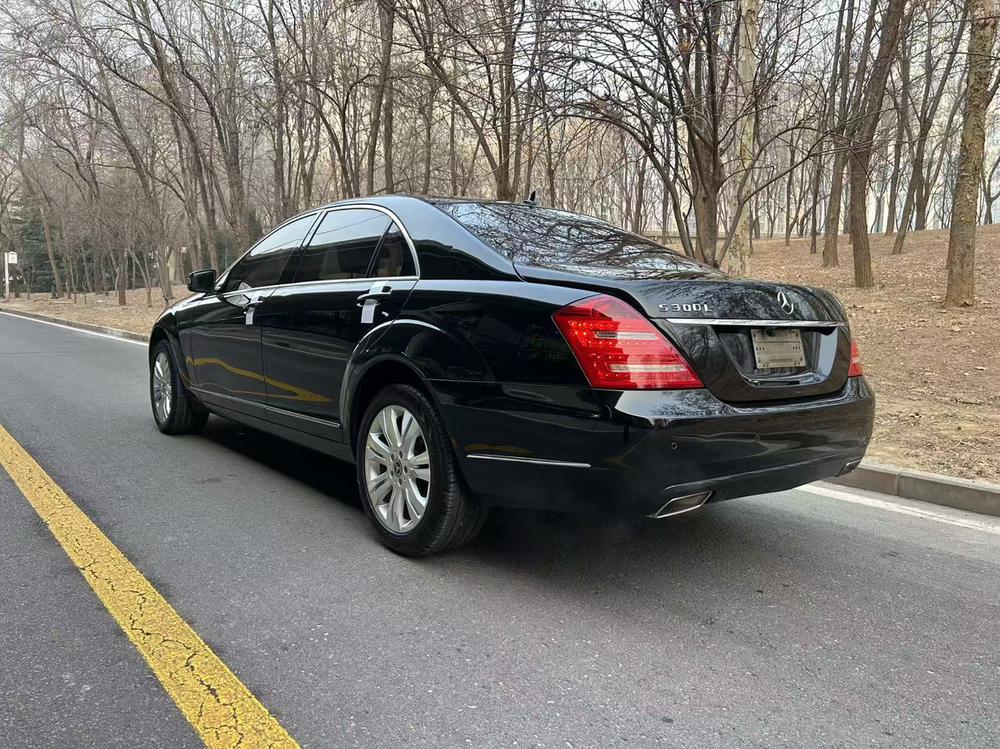 Mercedes-Benz Mercedes-Benz S-Class