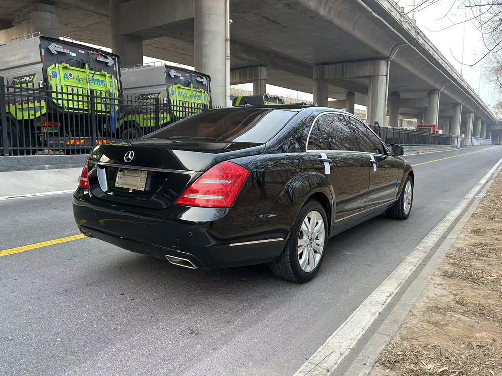 Mercedes-Benz Mercedes-Benz S-Class