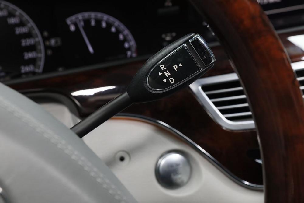 Mercedes-Benz Mercedes-Benz S-Class