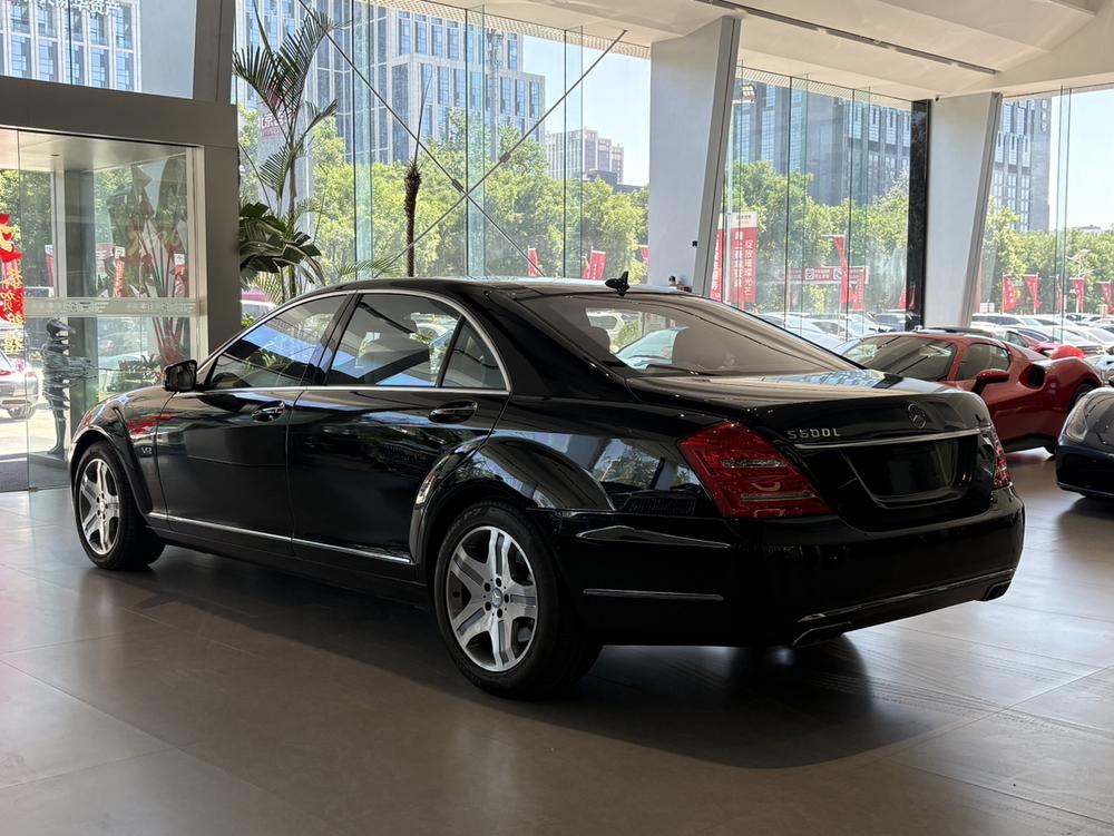 Mercedes-Benz Mercedes-Benz S-Class