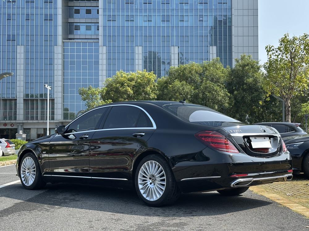Mercedes-Benz Mercedes-Benz S-Class