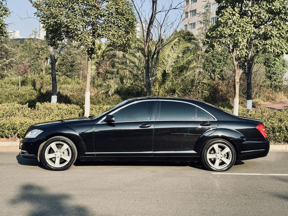 Mercedes-Benz Mercedes-Benz S-Class