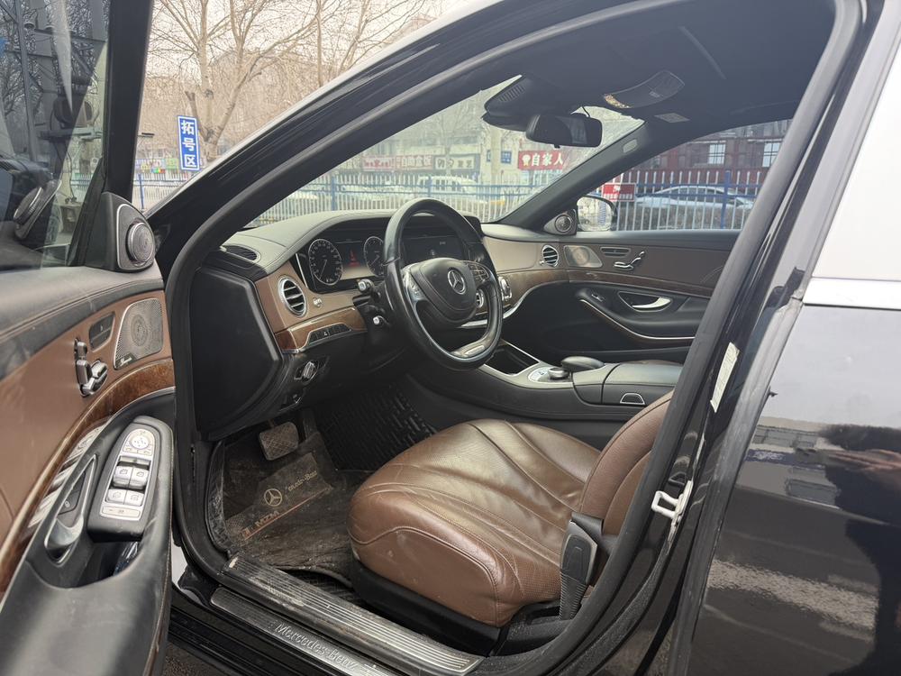 Mercedes-Benz Mercedes-Benz S-Class