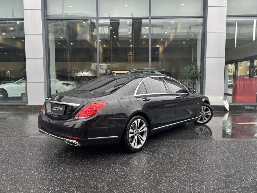 Mercedes-Benz Mercedes-Benz S-Class