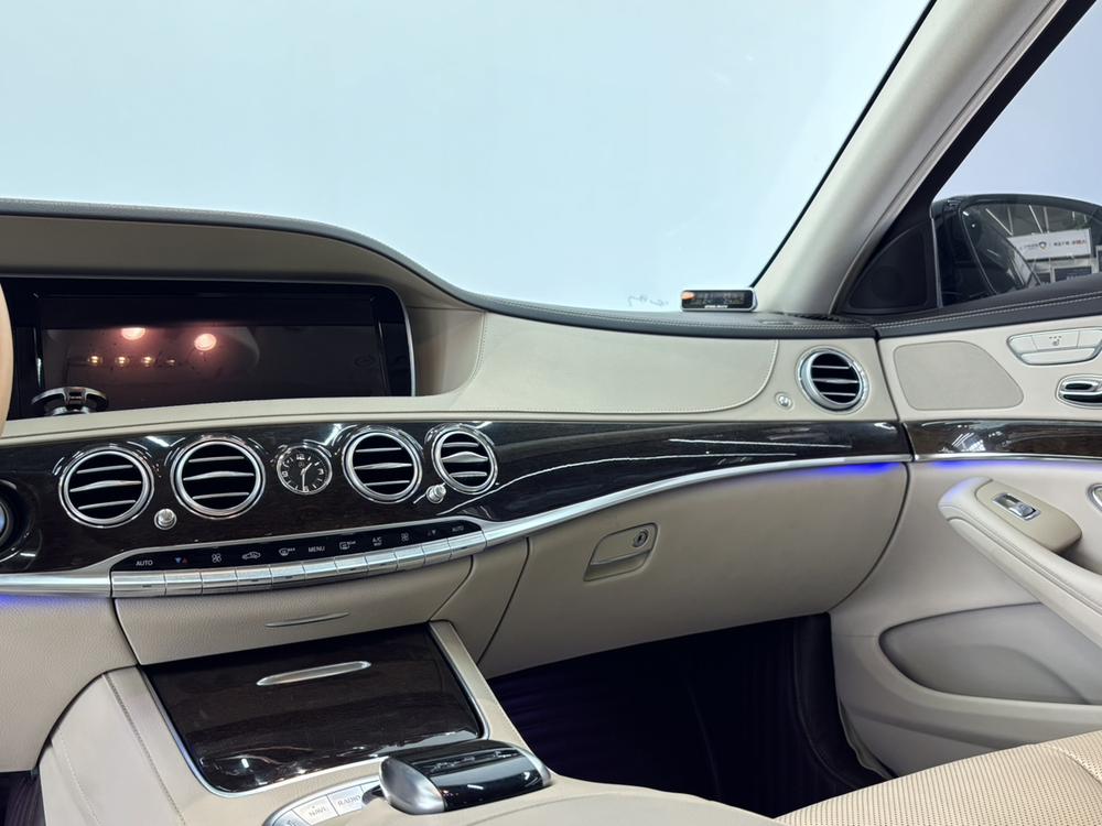 Mercedes-Benz Mercedes-Benz S-Class