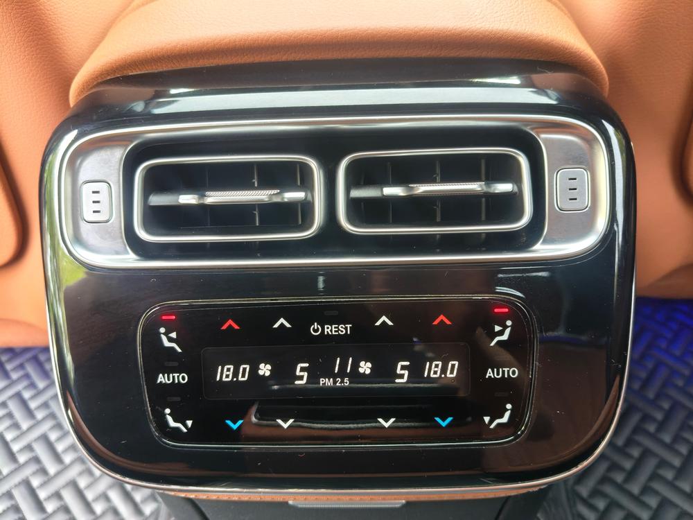 Mercedes-Benz Mercedes-Benz S-Class