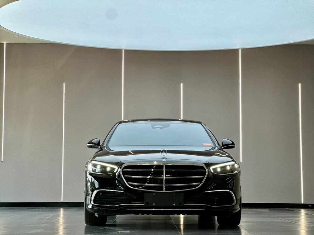 Mercedes-Benz Mercedes-Benz S-Class