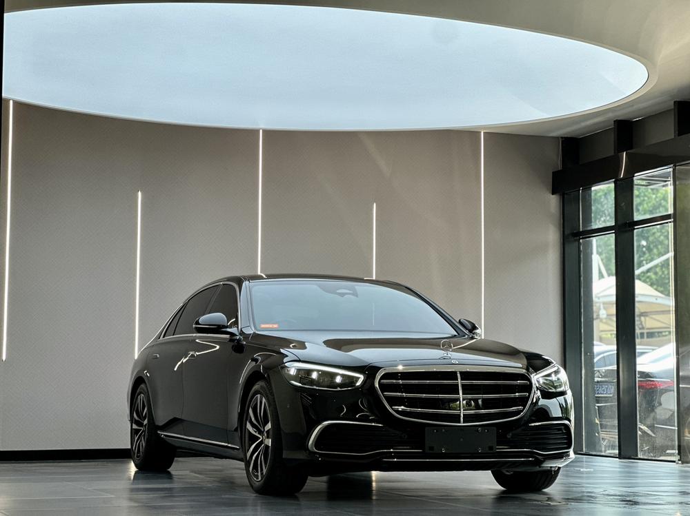 Mercedes-Benz Mercedes-Benz S-Class