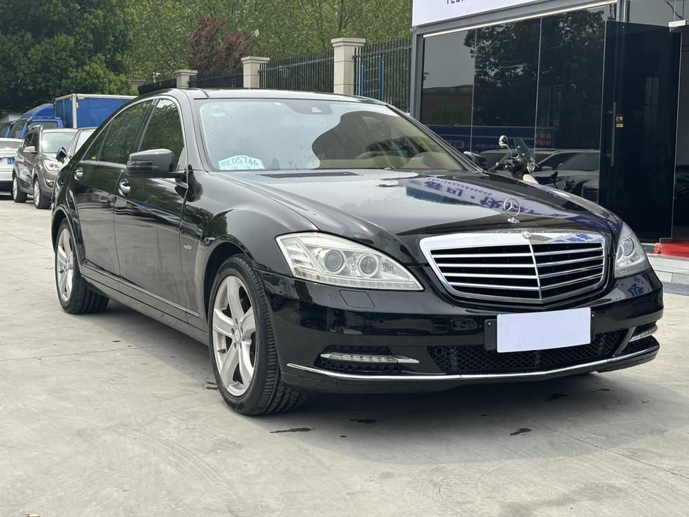 Mercedes-Benz Mercedes-Benz S-Class