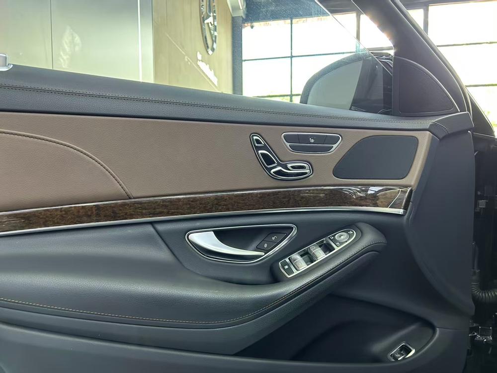 Mercedes-Benz Mercedes-Benz S-Class
