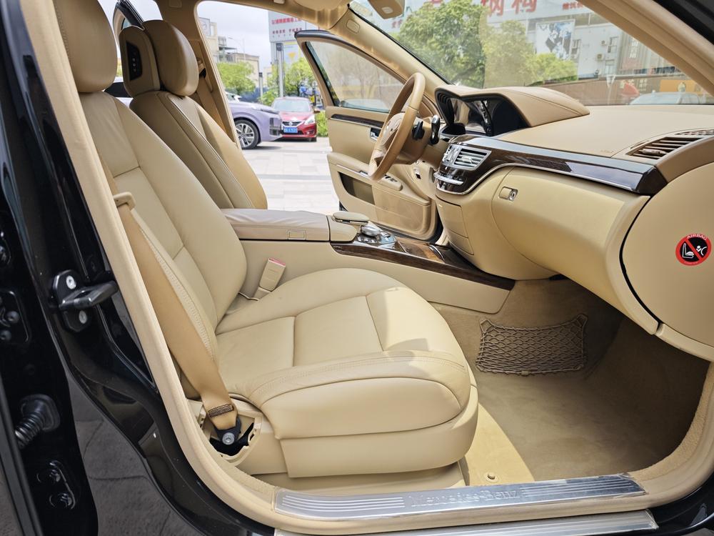 Mercedes-Benz Mercedes-Benz S-Class