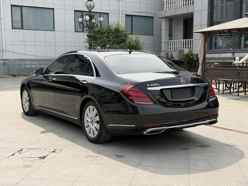 Mercedes-Benz Mercedes-Benz S-Class