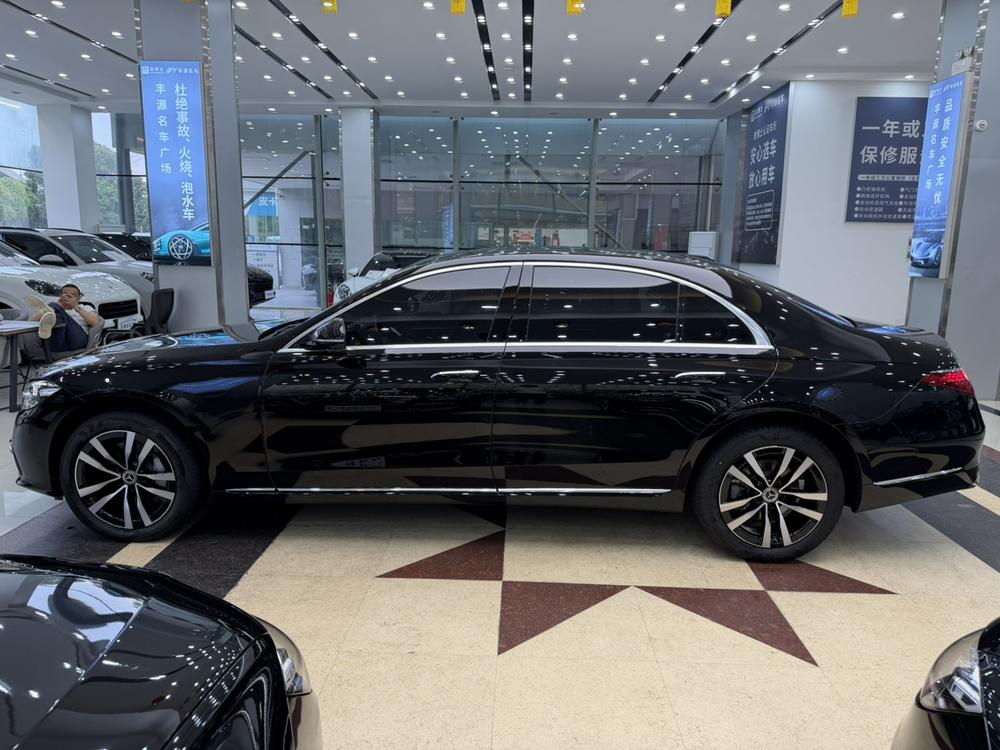 Mercedes-Benz Mercedes-Benz S-Class