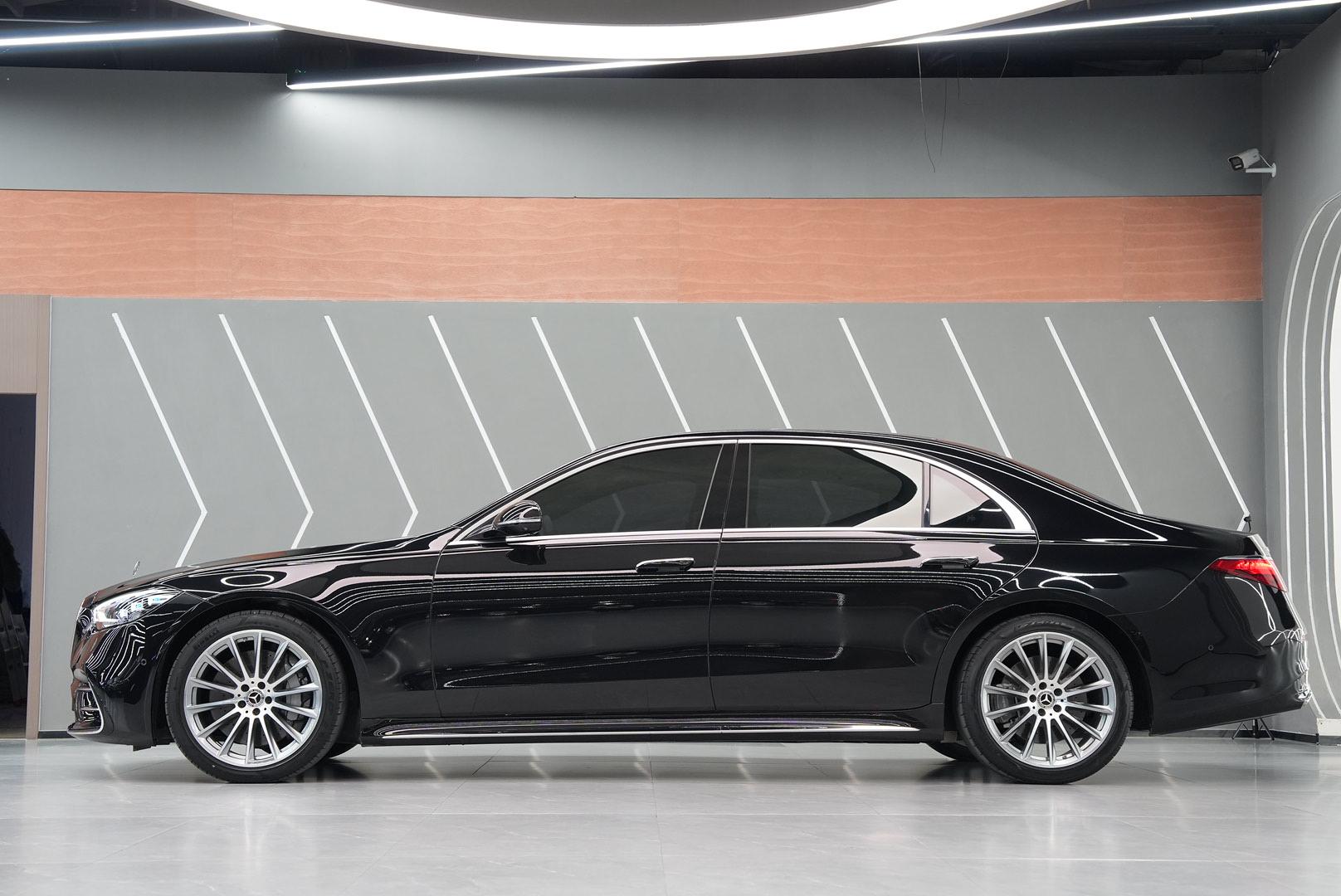 Mercedes-Benz Mercedes-Benz S-Class