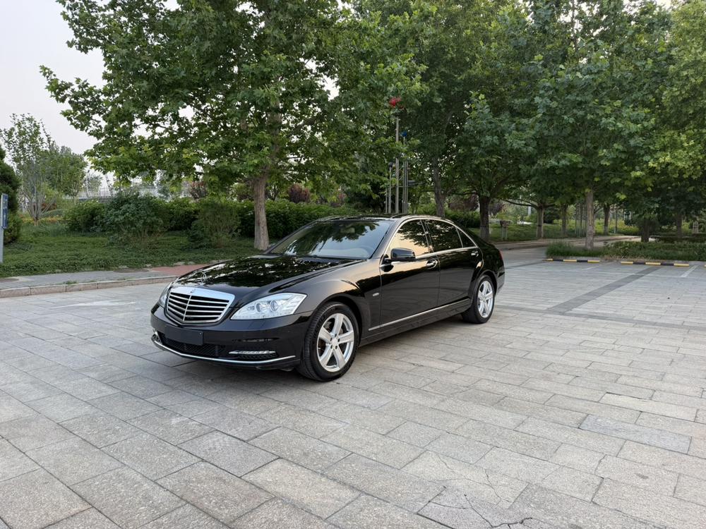 Mercedes-Benz Mercedes-Benz S-Class
