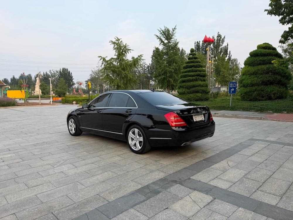 Mercedes-Benz Mercedes-Benz S-Class