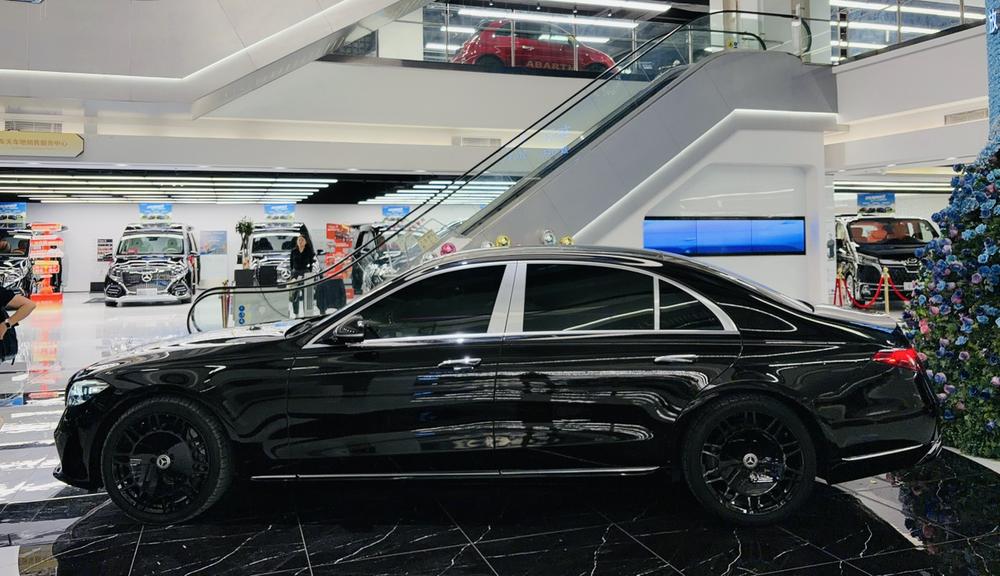 Mercedes-Benz Mercedes-Benz S-Class
