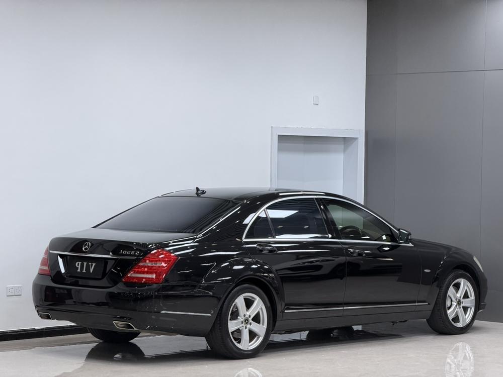 Mercedes-Benz Mercedes-Benz S-Class