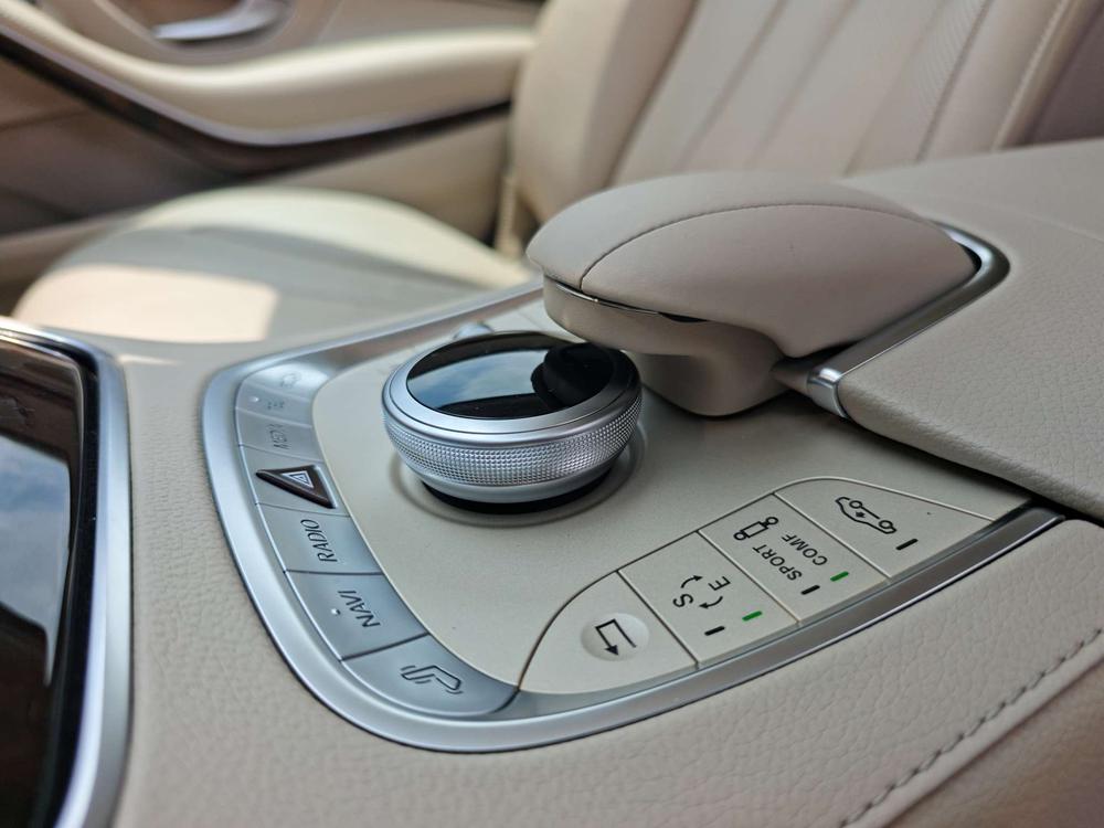 Mercedes-Benz Mercedes-Benz S-Class