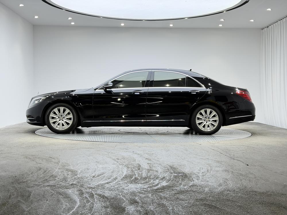 Mercedes-Benz Mercedes-Benz S-Class
