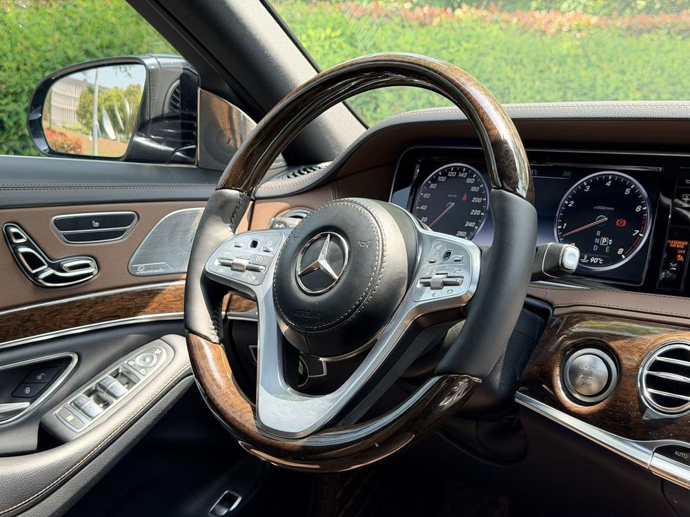 Mercedes-Benz Mercedes-Benz S-Class