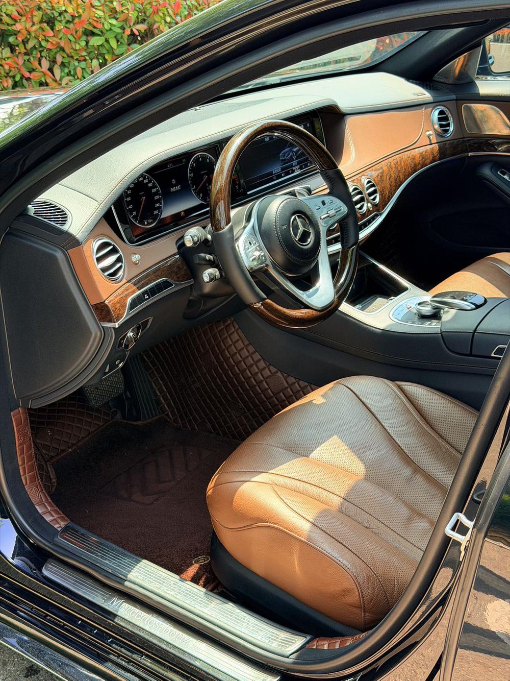 Mercedes-Benz Mercedes-Benz S-Class