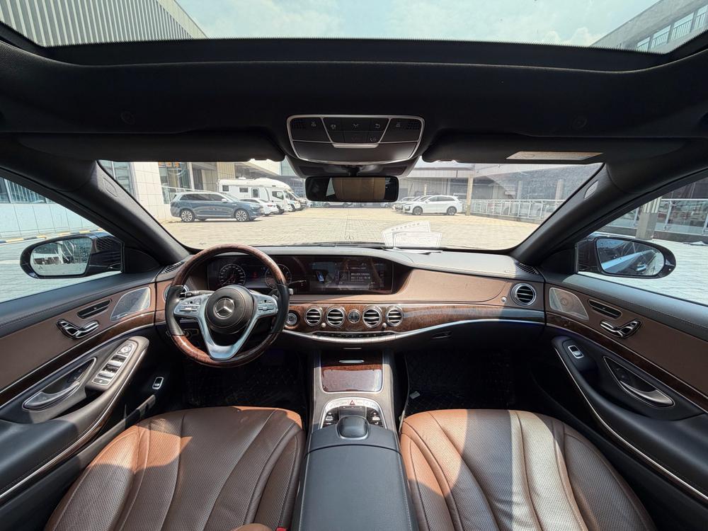 Mercedes-Benz Mercedes-Benz S-Class