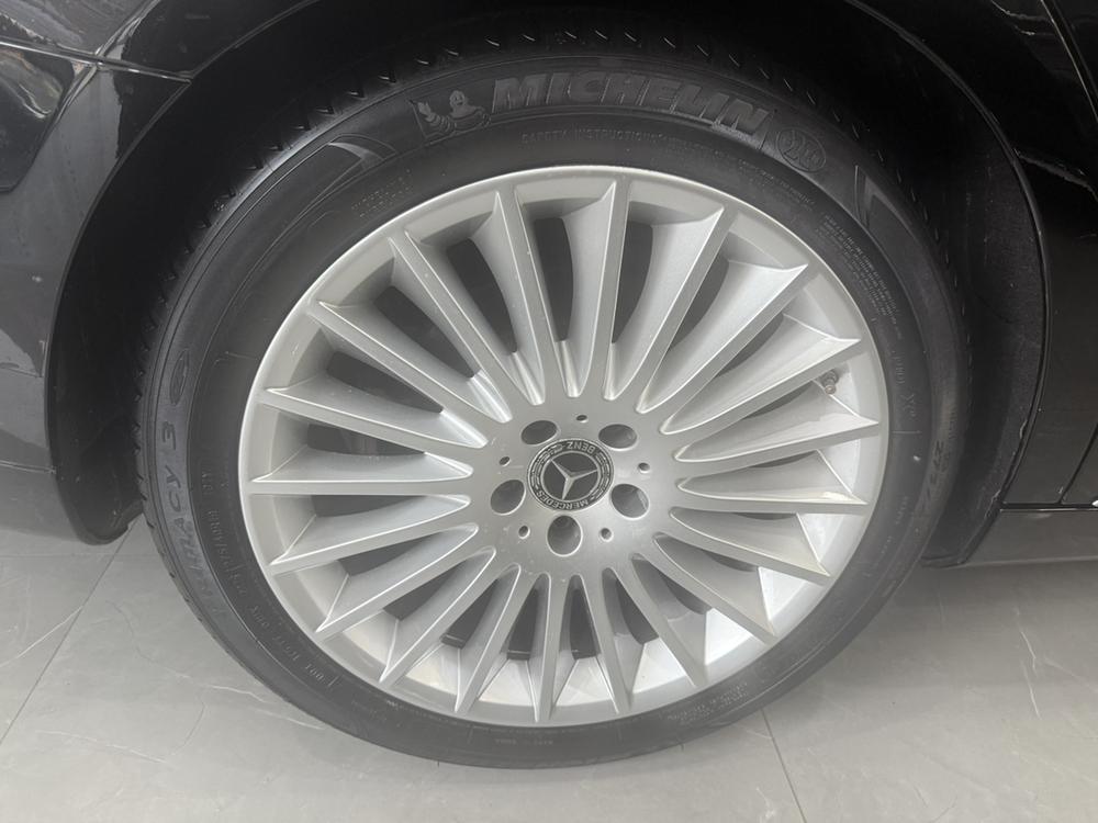 Mercedes-Benz Mercedes-Benz S-Class