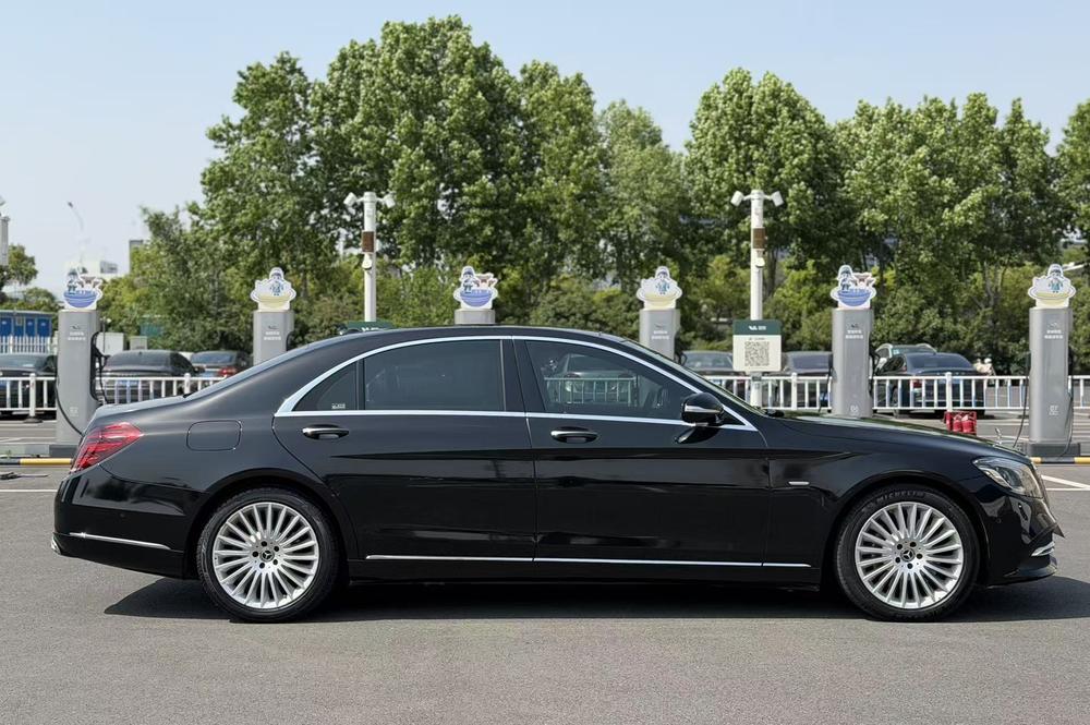 Mercedes-Benz Mercedes-Benz S-Class
