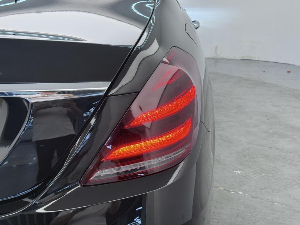 Mercedes-Benz Mercedes-Benz S-Class