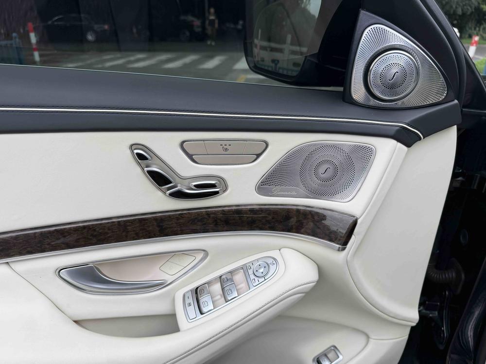 Mercedes-Benz Mercedes-Benz S-Class