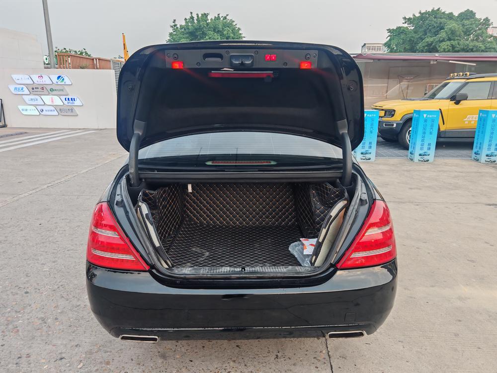 Mercedes-Benz Mercedes-Benz S-Class