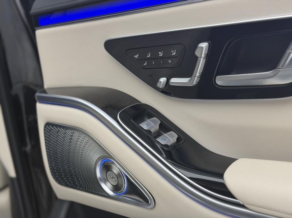 Mercedes-Benz Mercedes-Benz S-Class