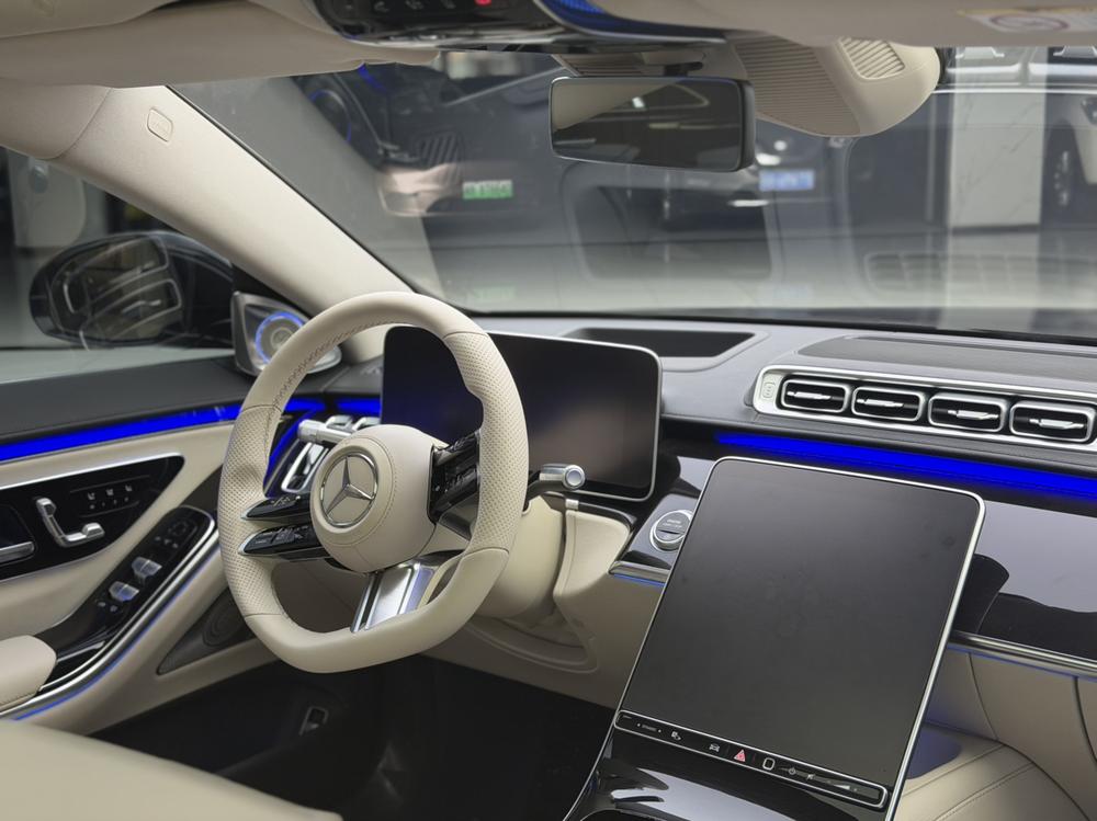 Mercedes-Benz Mercedes-Benz S-Class
